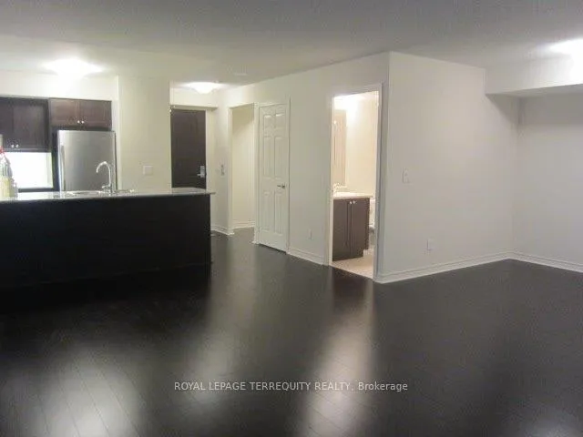 Photo 6 of Unit 803, 19 Grand Trunk Crescent, Toronto, Waterfront Communities — HOMEH