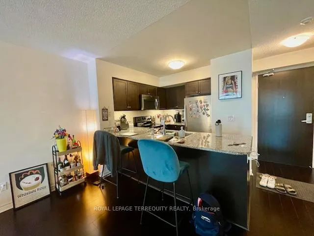 Photo 9 of Unit 803, 19 Grand Trunk Crescent, Toronto, Waterfront Communities — HOMEH