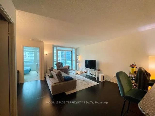 Photo 12 of Unit 803, 19 Grand Trunk Crescent, Toronto, Waterfront Communities — HOMEH