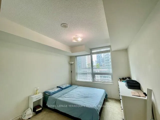 Photo 25 of Unit 803, 19 Grand Trunk Crescent, Toronto, Waterfront Communities — HOMEH