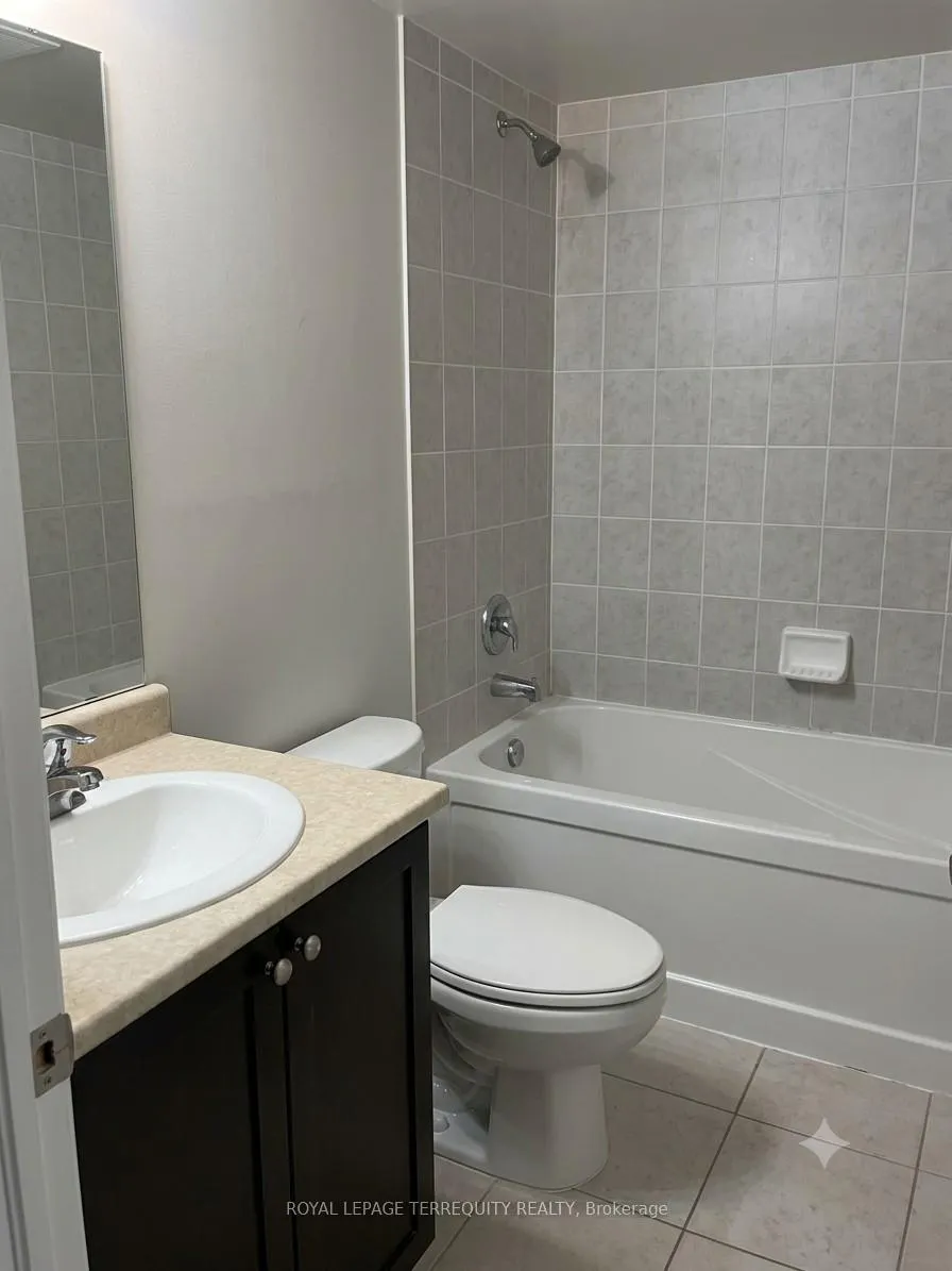 Photo 26 of Unit 803, 19 Grand Trunk Crescent, Toronto, Waterfront Communities — HOMEH