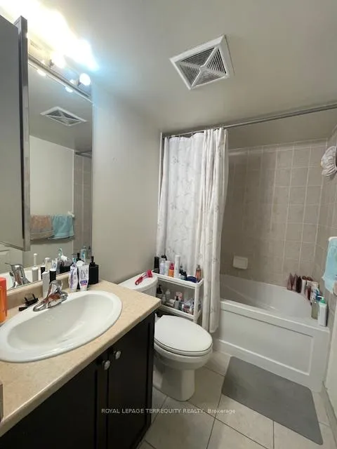 Photo 27 of Unit 803, 19 Grand Trunk Crescent, Toronto, Waterfront Communities — HOMEH
