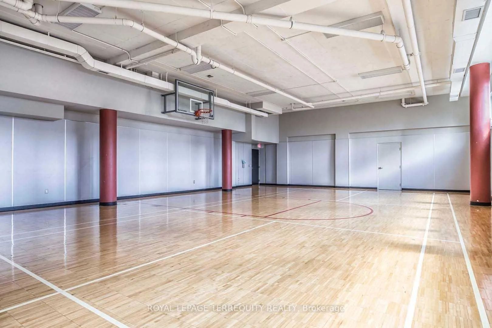 Photo 38 of Unit 803, 19 Grand Trunk Crescent, Toronto, Waterfront Communities — HOMEH