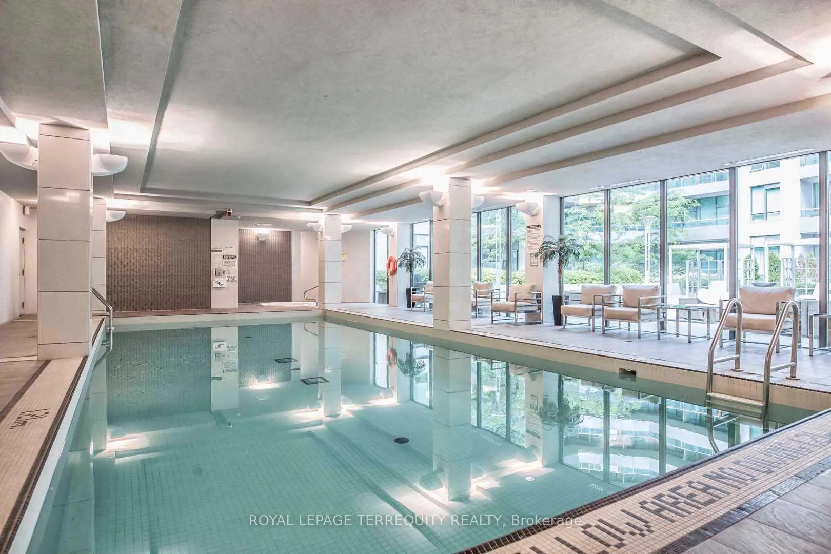 Photo 39 of Unit 803, 19 Grand Trunk Crescent, Toronto, Waterfront Communities — HOMEH