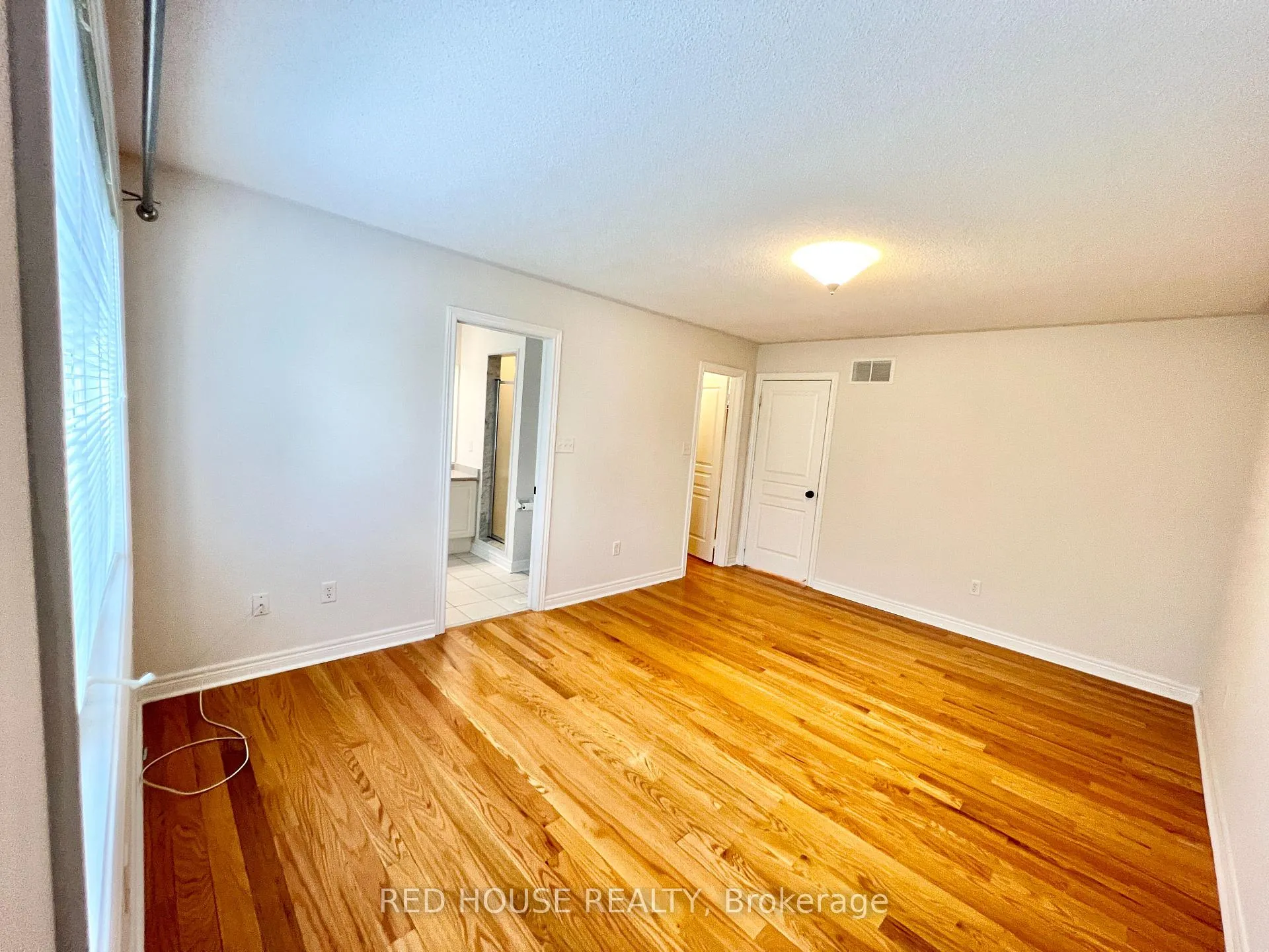 Photo 14 of 30 Clovis Street, Vaughan, Patterson — HOMEH