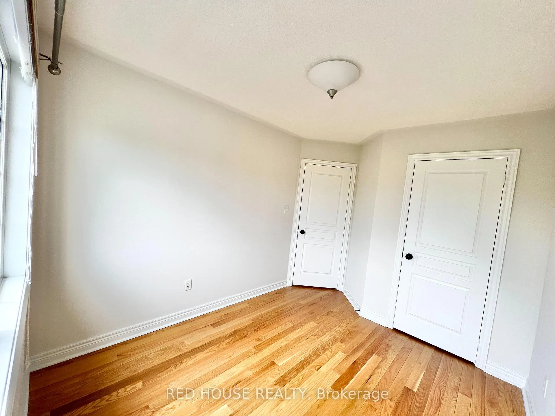 Photo 18 of 30 Clovis Street, Vaughan, Patterson — HOMEH