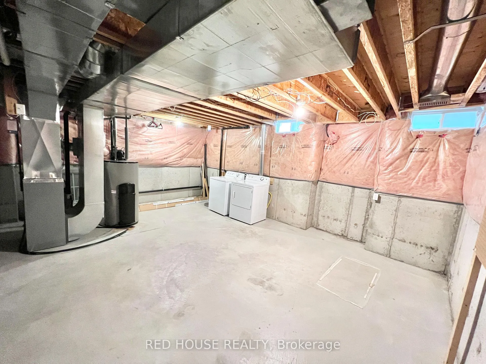 Photo 24 of 30 Clovis Street, Vaughan, Patterson — HOMEH