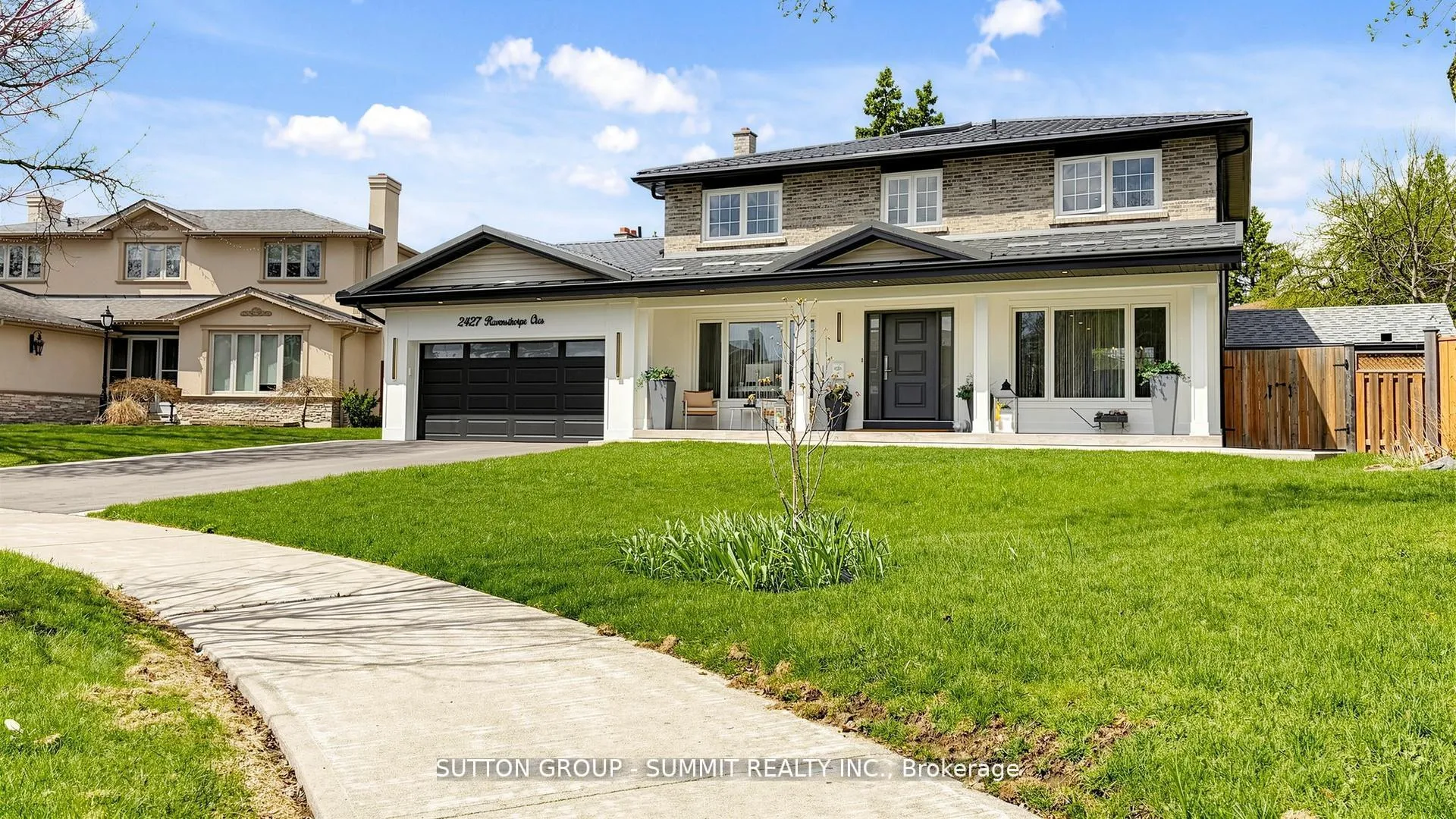 Front of 2427 Ravensthorpe Crescent
