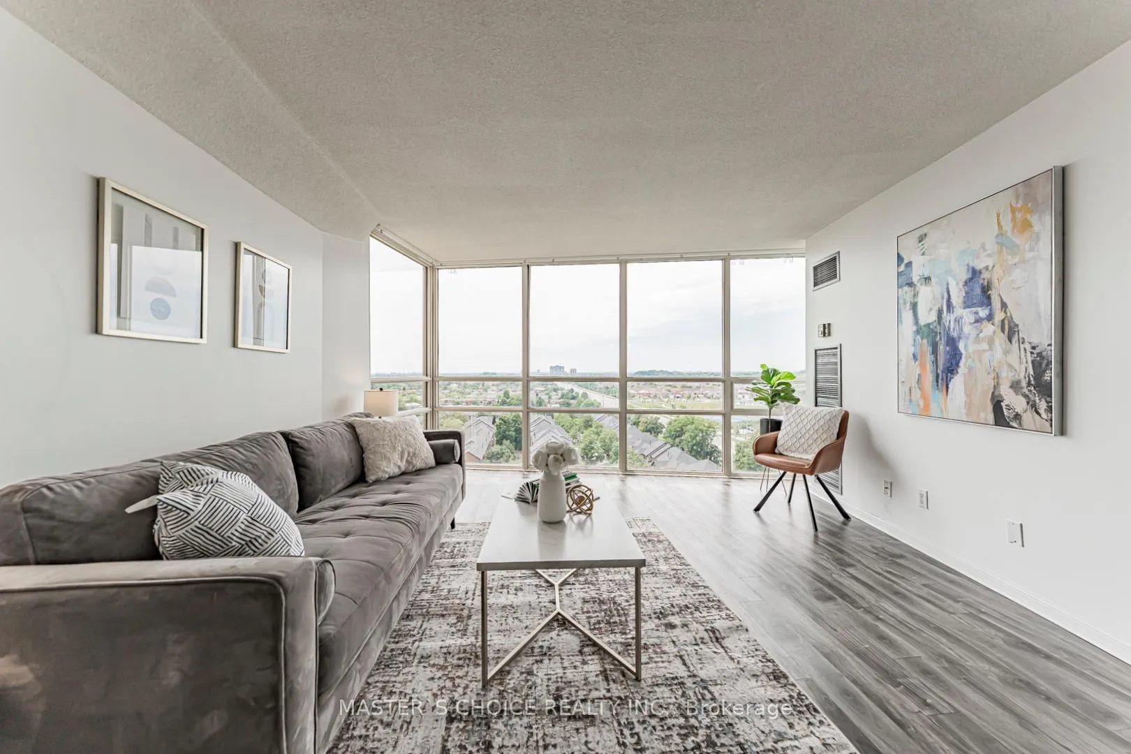 Front of Unit 1110, 50 Eglinton Avenue W