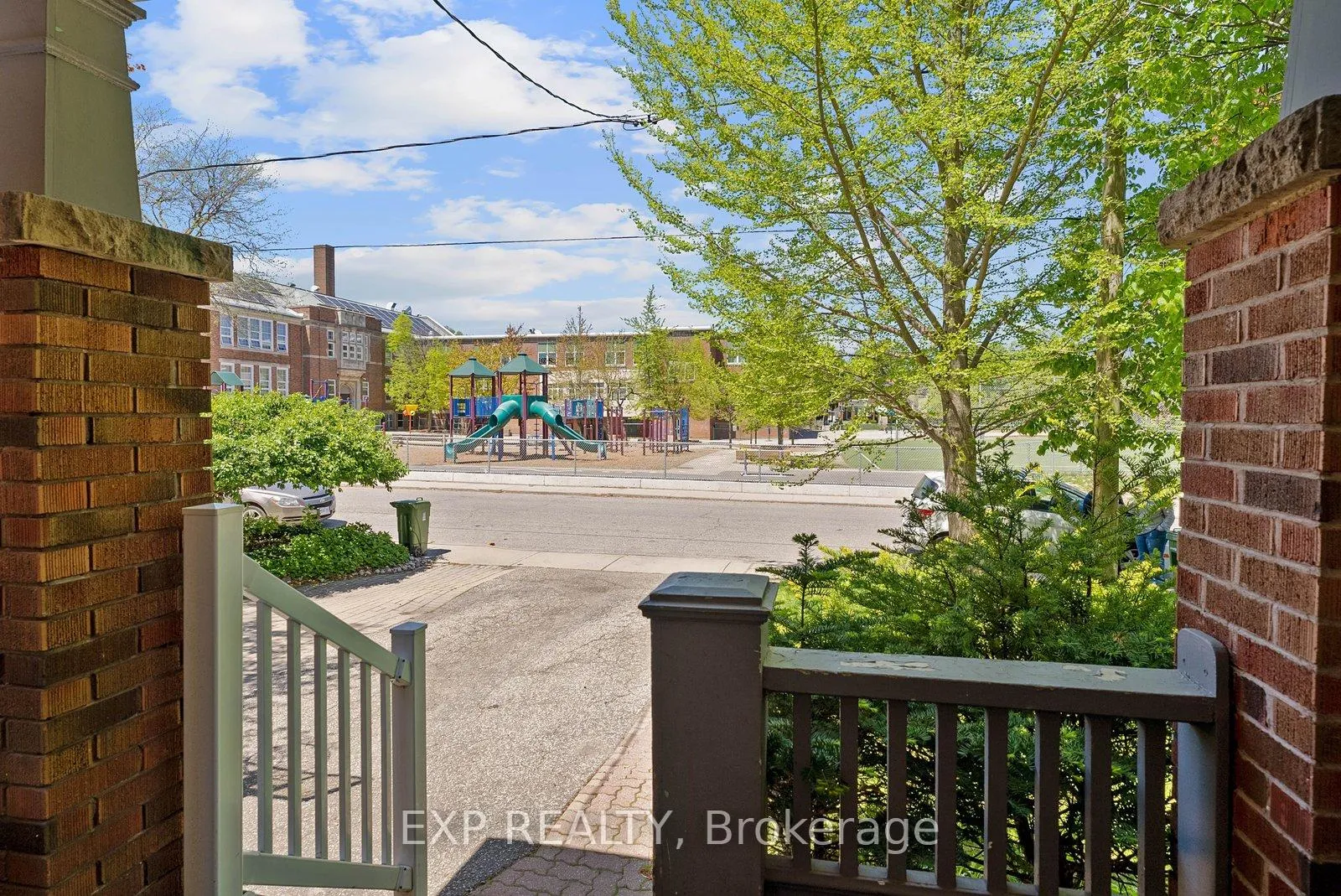 Photo 5 of 249 Brookdale Avenue, Toronto, Lawrence Park North — HOMEH