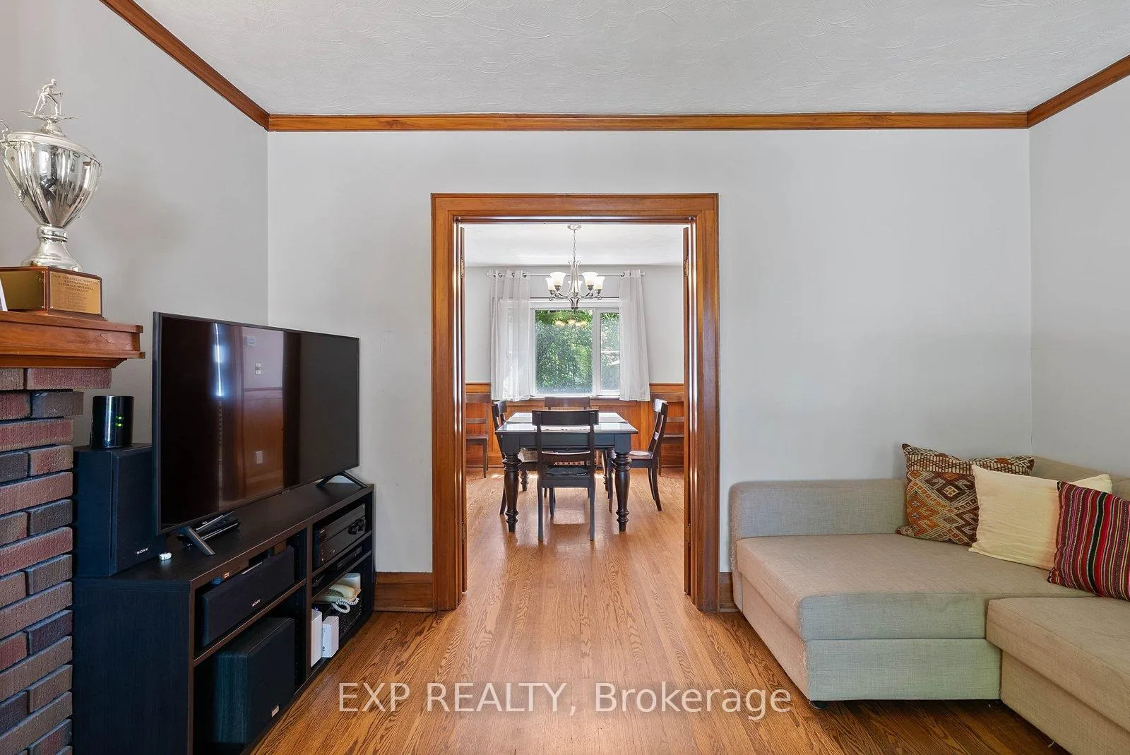 Photo 10 of 249 Brookdale Avenue, Toronto, Lawrence Park North — HOMEH
