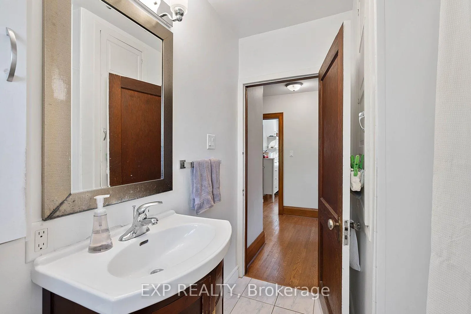 Photo 31 of 249 Brookdale Avenue, Toronto, Lawrence Park North — HOMEH