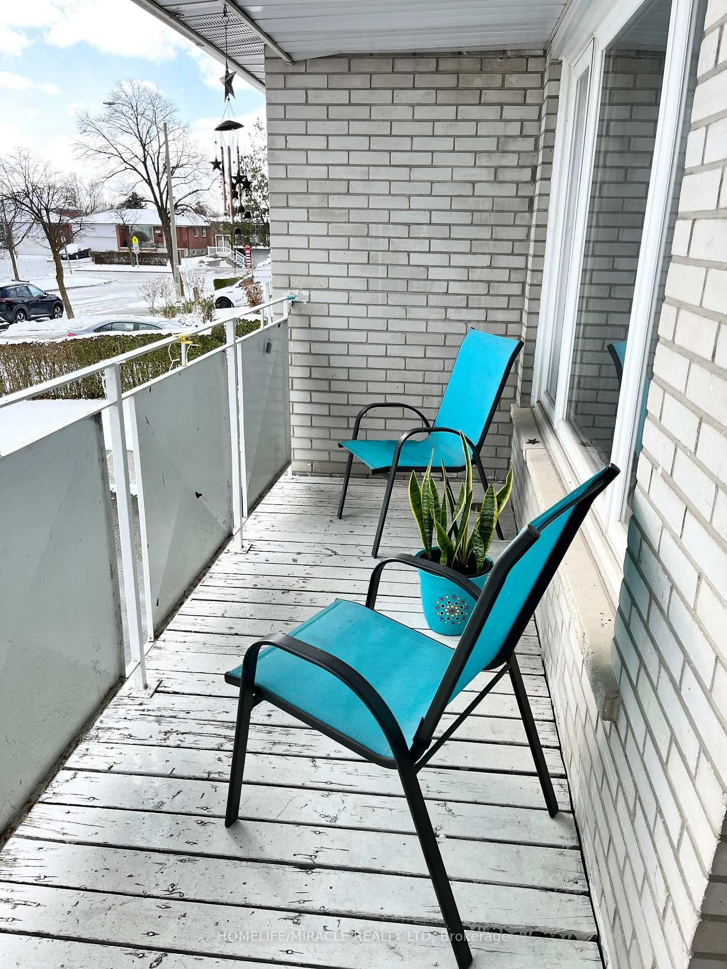 Photo 8 of 3323 Jolliffe Avenue, Mississauga, Malton — HOMEH