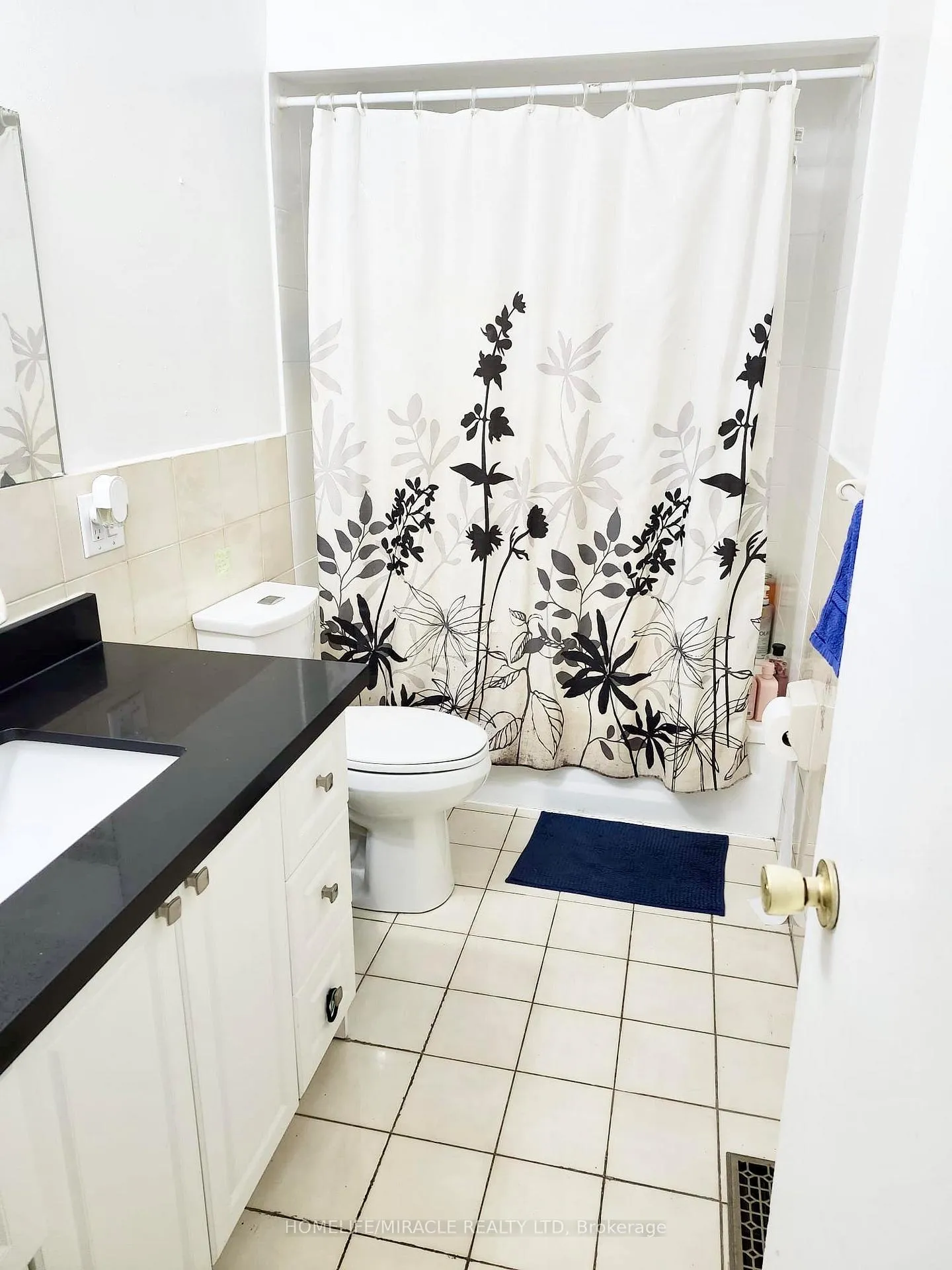 Photo 13 of 3323 Jolliffe Avenue, Mississauga, Malton — HOMEH