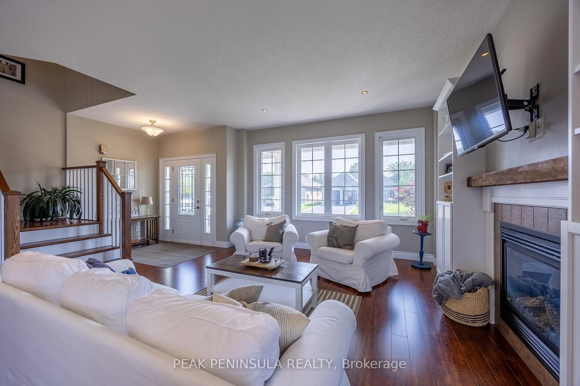 Photo 3 of 100 Backus Drive, Norfolk, Port Rowan — HOMEH