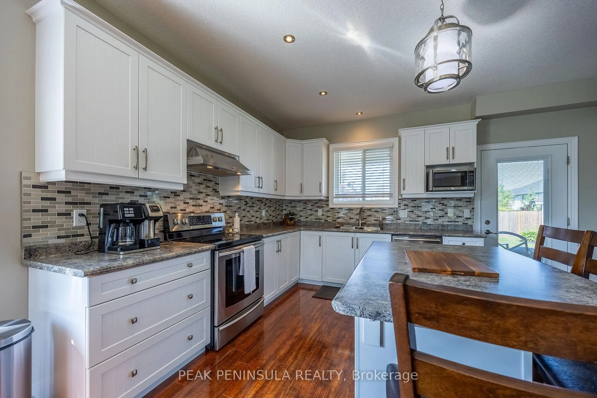 Photo 7 of 100 Backus Drive, Norfolk, Port Rowan — HOMEH