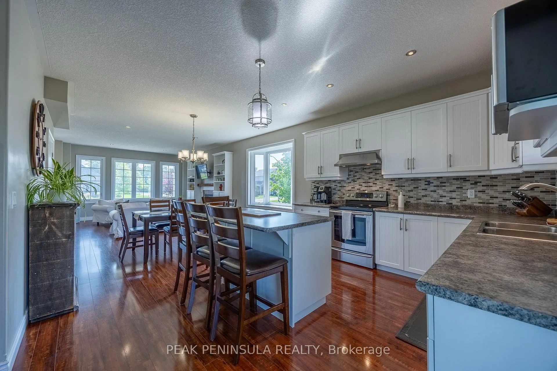Photo 9 of 100 Backus Drive, Norfolk, Port Rowan — HOMEH