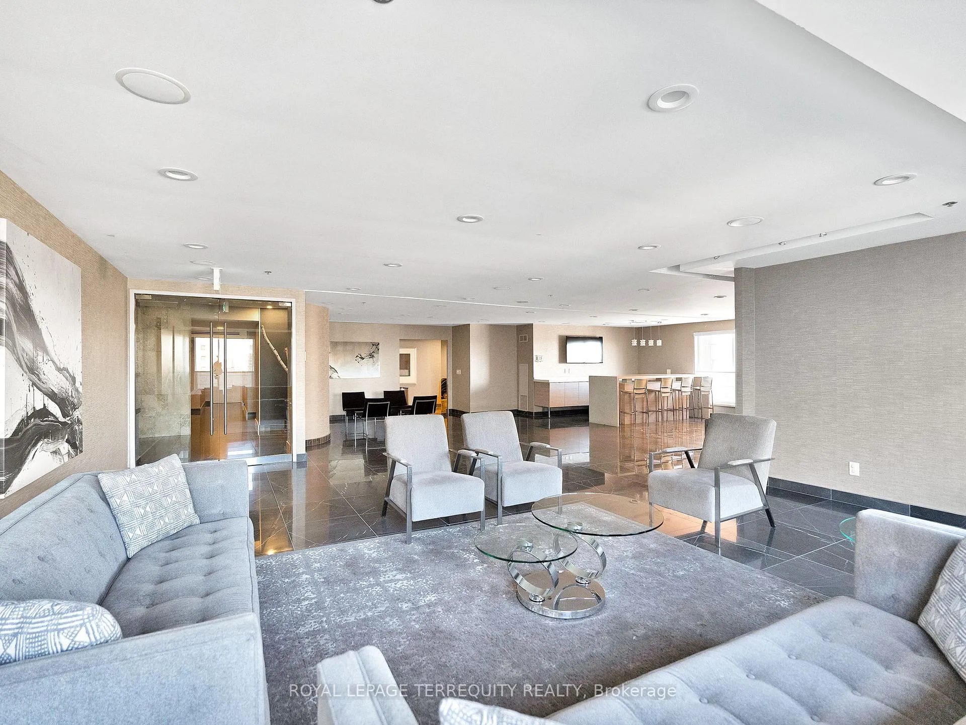 Photo 4 of Unit 1601, 8 Park Road, Toronto, Rosedale-Moore Park — HOMEH