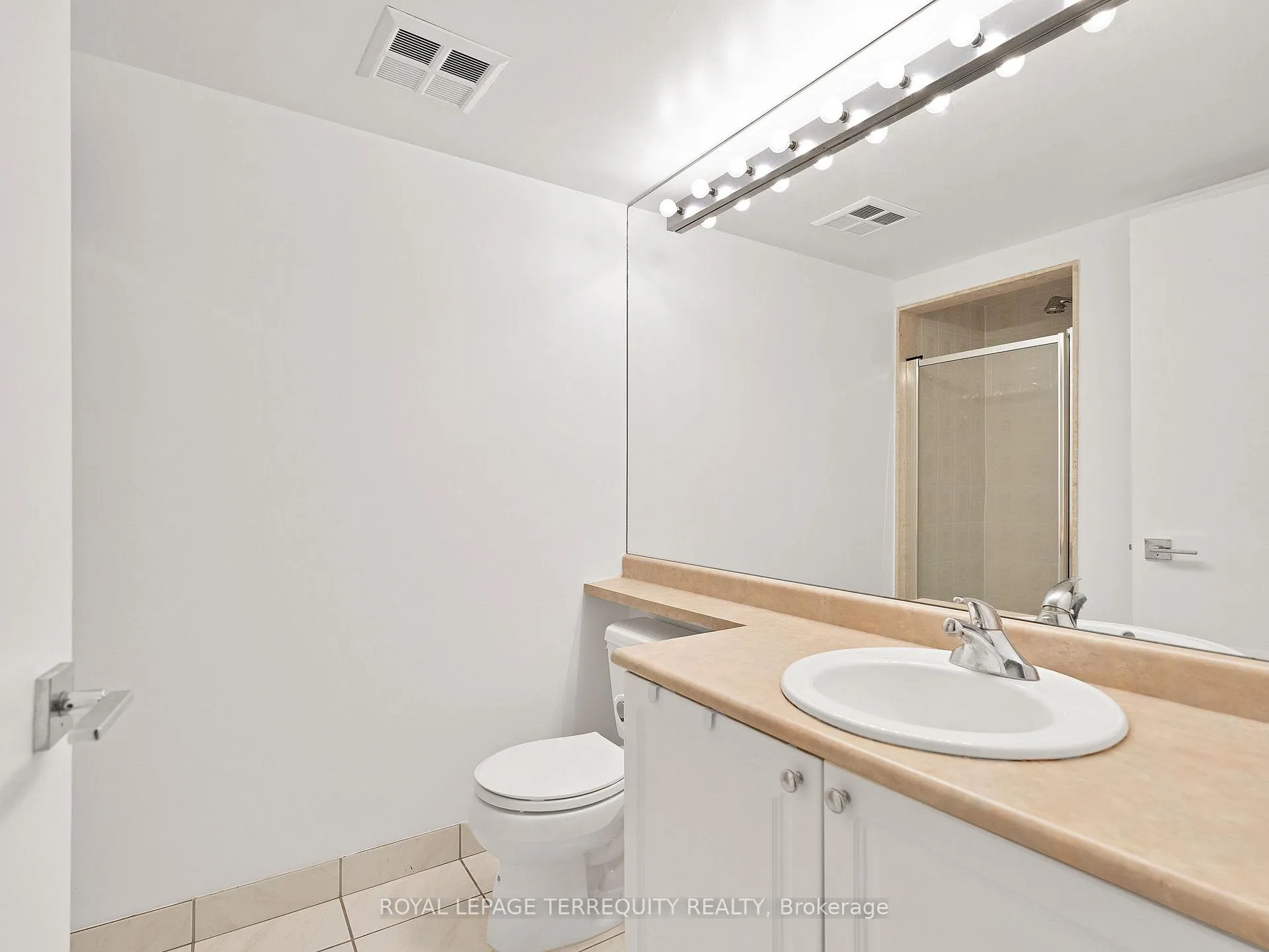 Photo 29 of Unit 1601, 8 Park Road, Toronto, Rosedale-Moore Park — HOMEH
