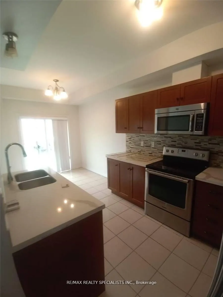 Photo 7 of Unit 62, 8 Lakelawn Road, Grimsby, Grimsby Beach — HOMEH