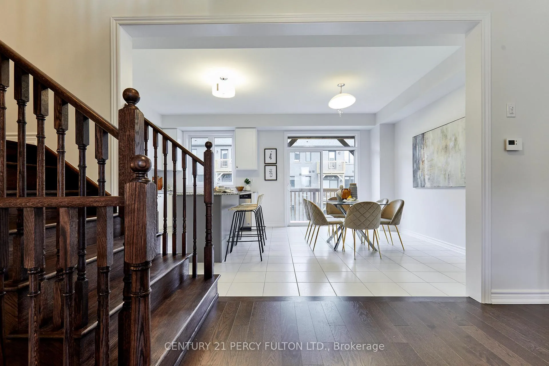 Photo 10 of 15 Douet Lane, Ajax, South East — HOMEH