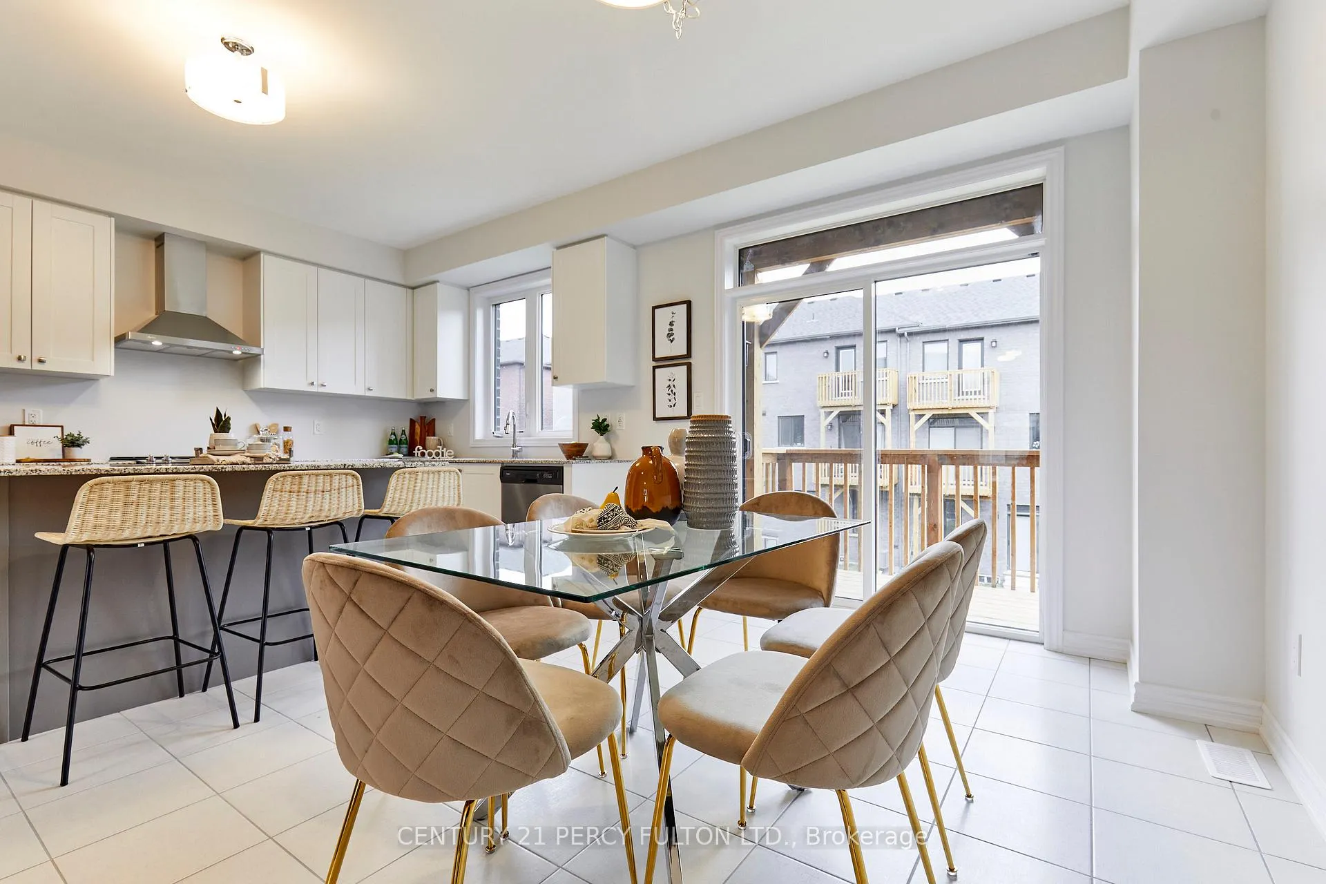 Photo 16 of 15 Douet Lane, Ajax, South East — HOMEH