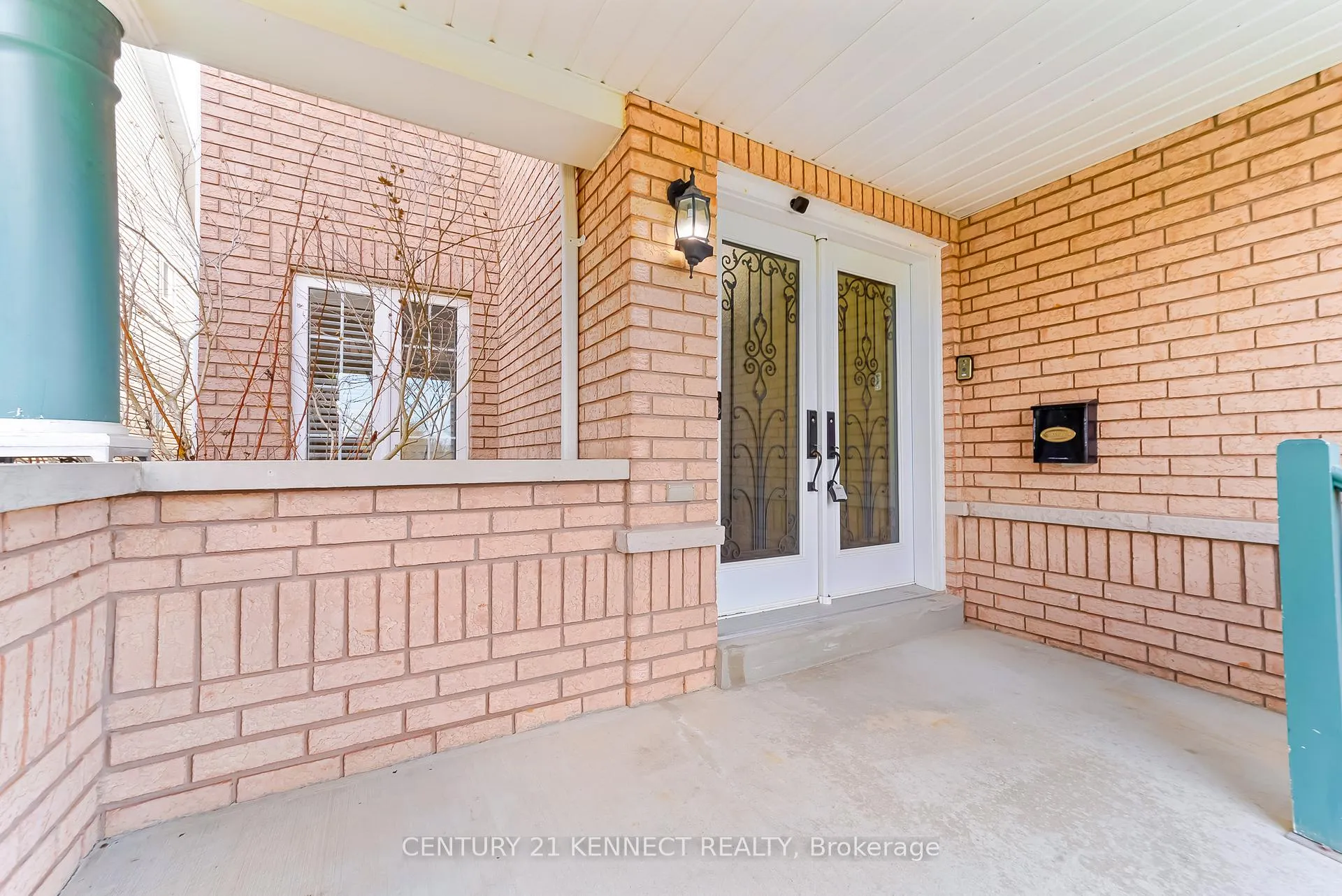 Photo 6 of 1566 Aldergrove Drive, Oshawa, Taunton — HOMEH