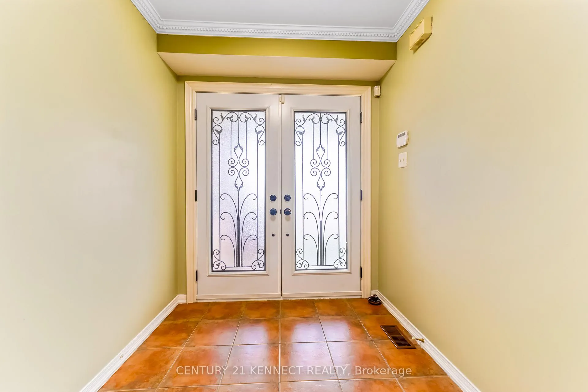 Photo 7 of 1566 Aldergrove Drive, Oshawa, Taunton — HOMEH
