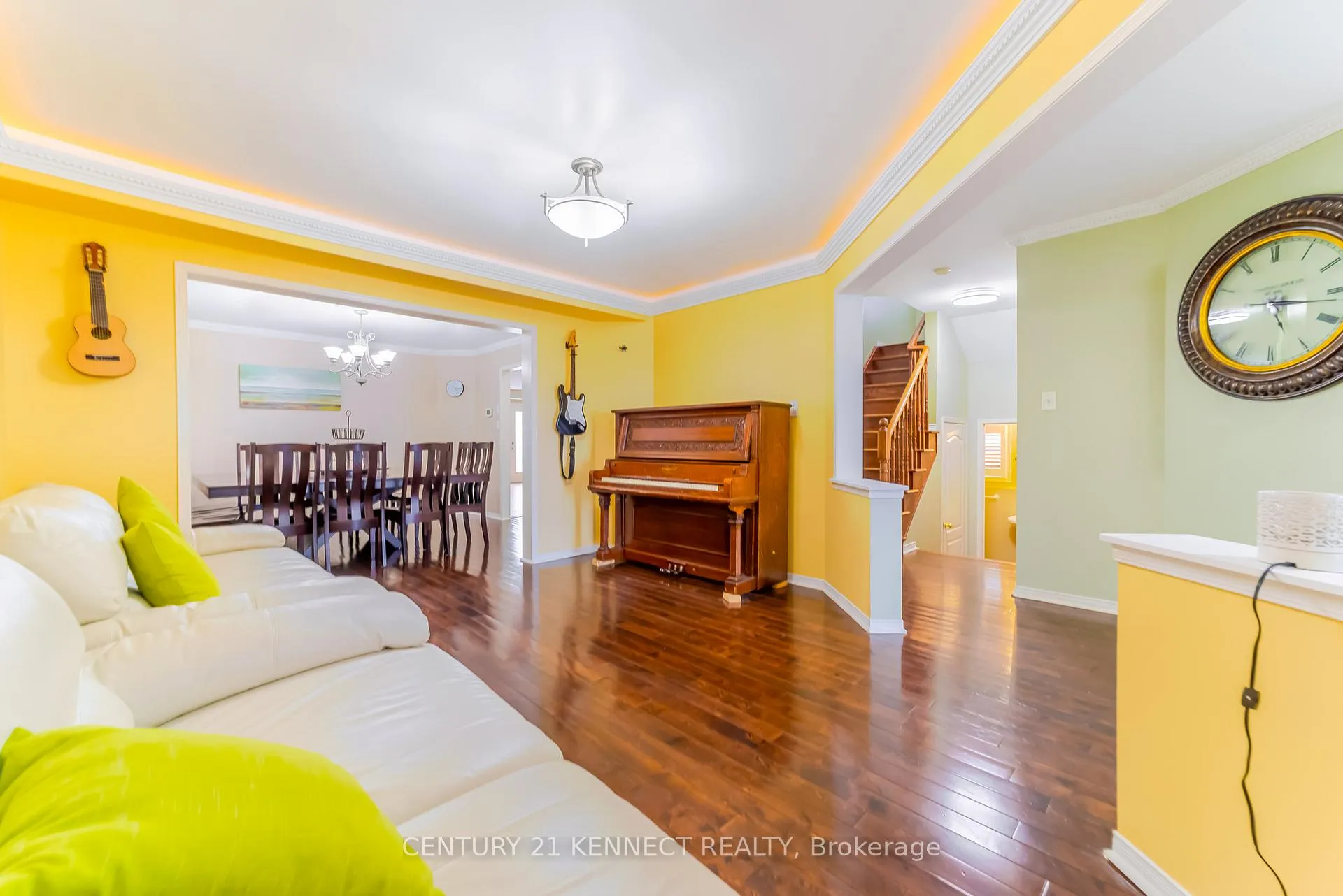 Photo 10 of 1566 Aldergrove Drive, Oshawa, Taunton — HOMEH
