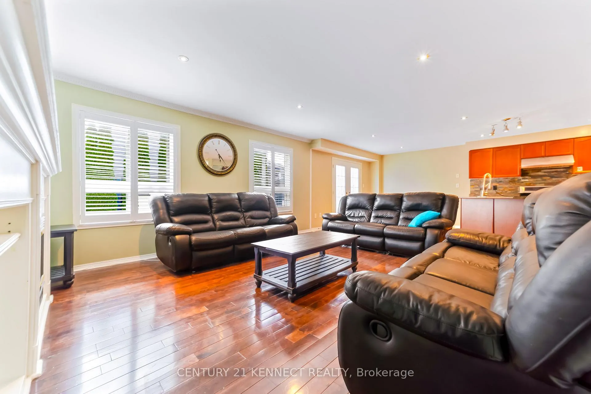 Photo 19 of 1566 Aldergrove Drive, Oshawa, Taunton — HOMEH