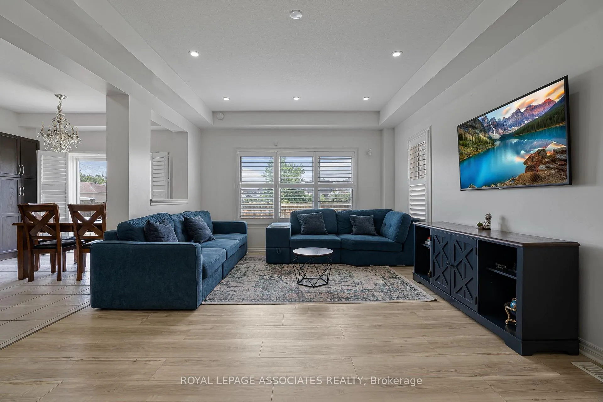 Photo 8 of 6117 Eaglewood Drive, Niagara Falls, Oldfield — HOMEH
