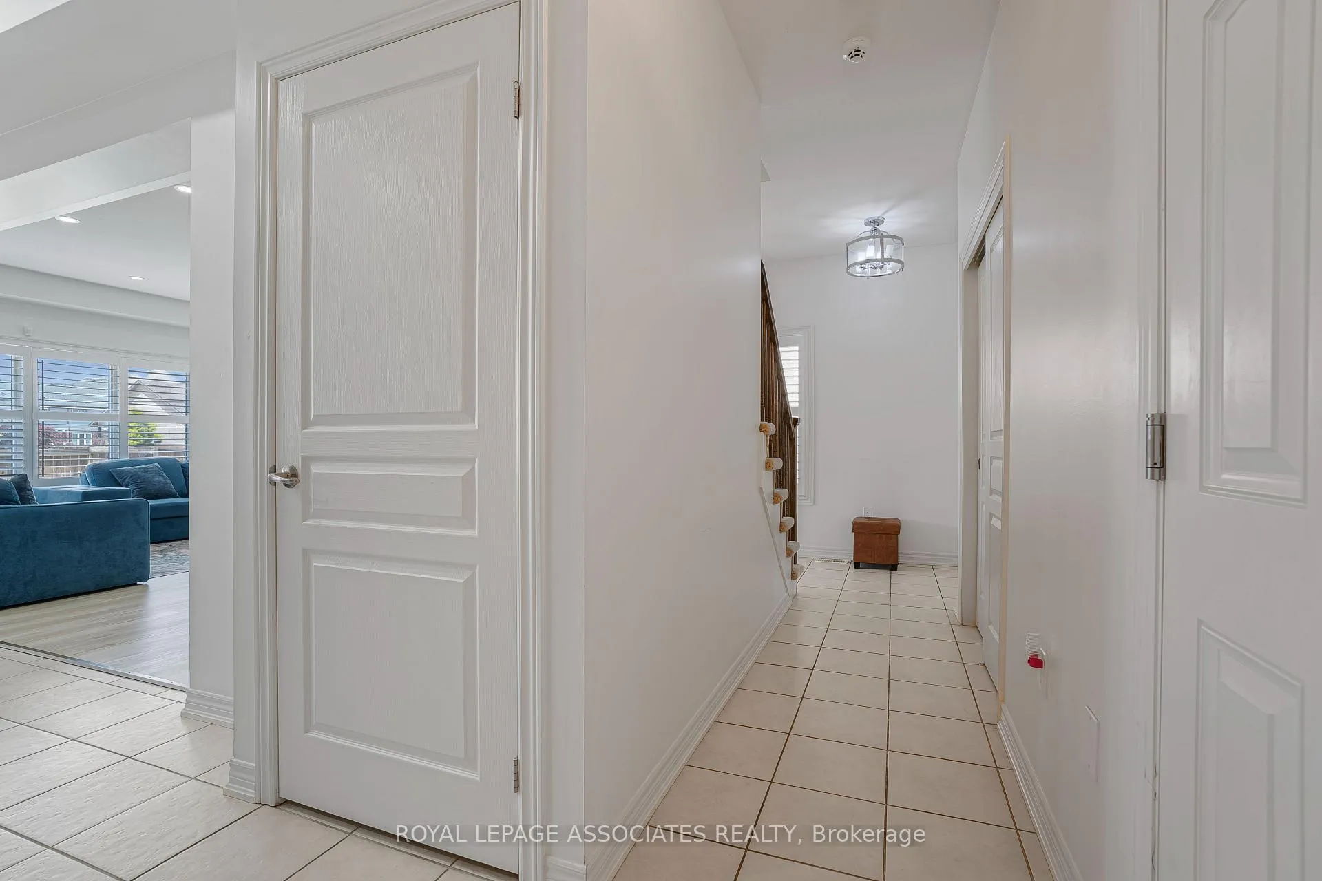 Photo 16 of 6117 Eaglewood Drive, Niagara Falls, Oldfield — HOMEH