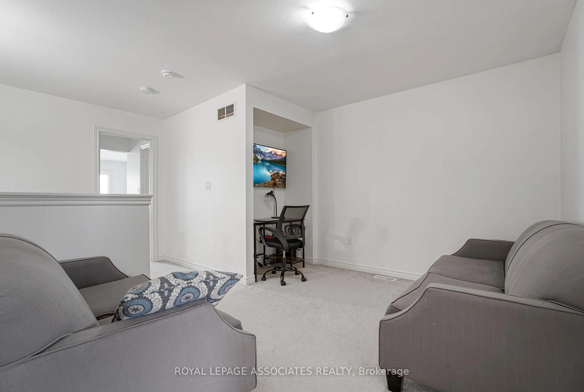 Photo 24 of 6117 Eaglewood Drive, Niagara Falls, Oldfield — HOMEH