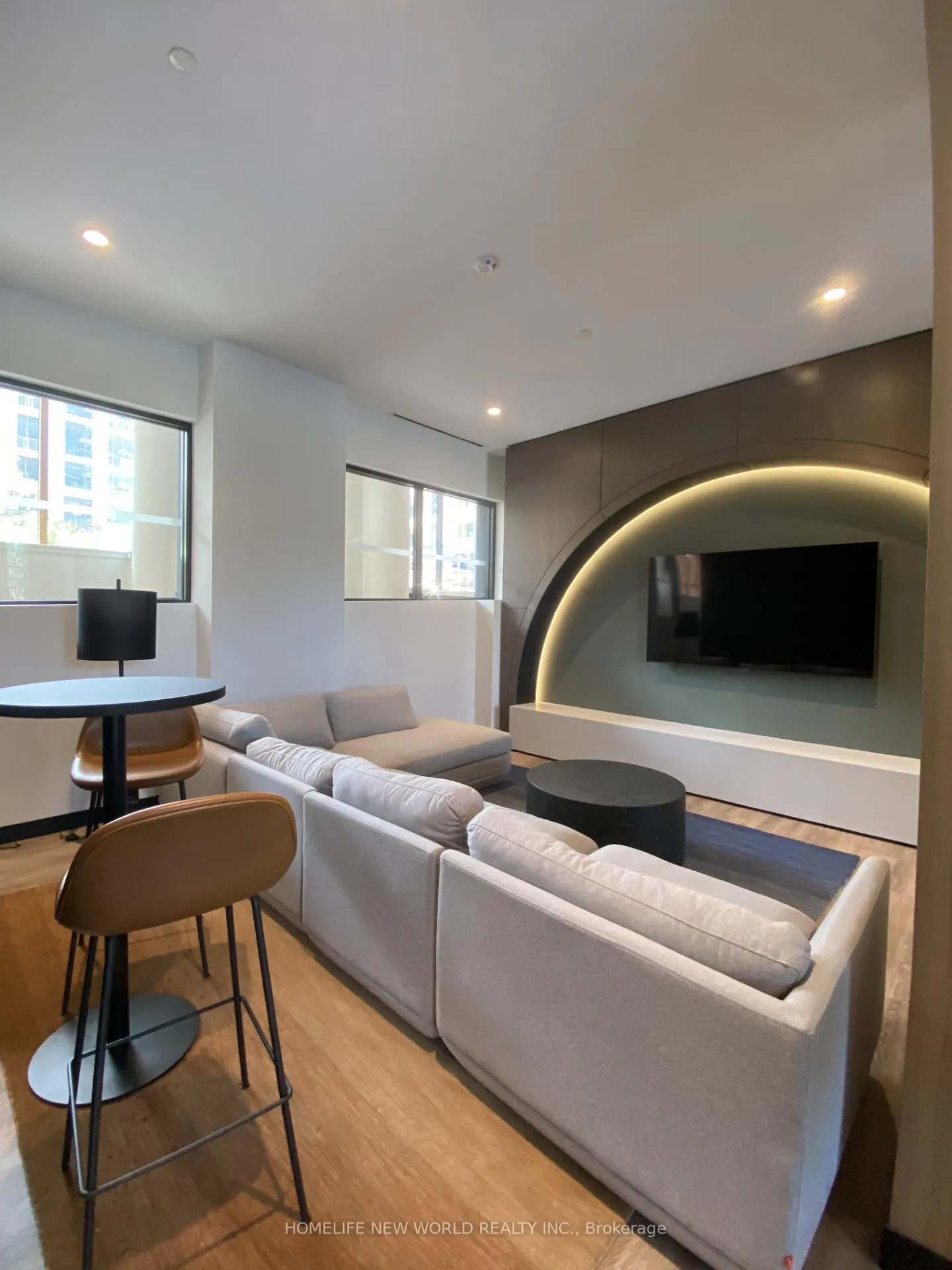 Photo 14 of Unit D227, 8 Beverly Glen Boulevard, Vaughan, Beverley Glen — HOMEH