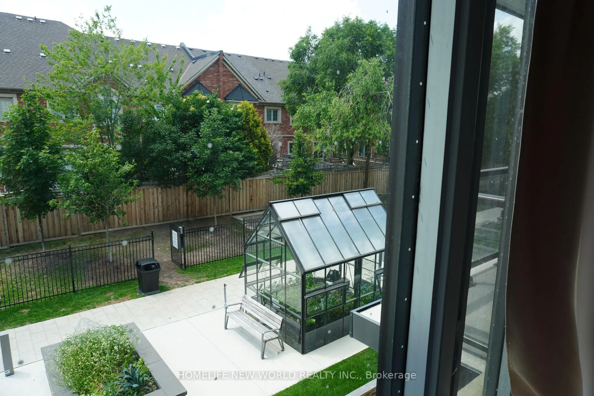 Photo 25 of Unit D227, 8 Beverly Glen Boulevard, Vaughan, Beverley Glen — HOMEH