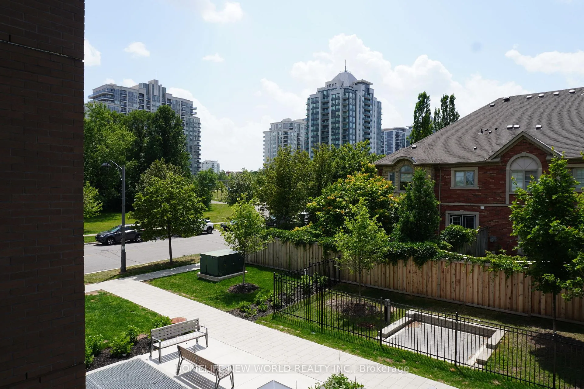 Photo 28 of Unit D227, 8 Beverly Glen Boulevard, Vaughan, Beverley Glen — HOMEH