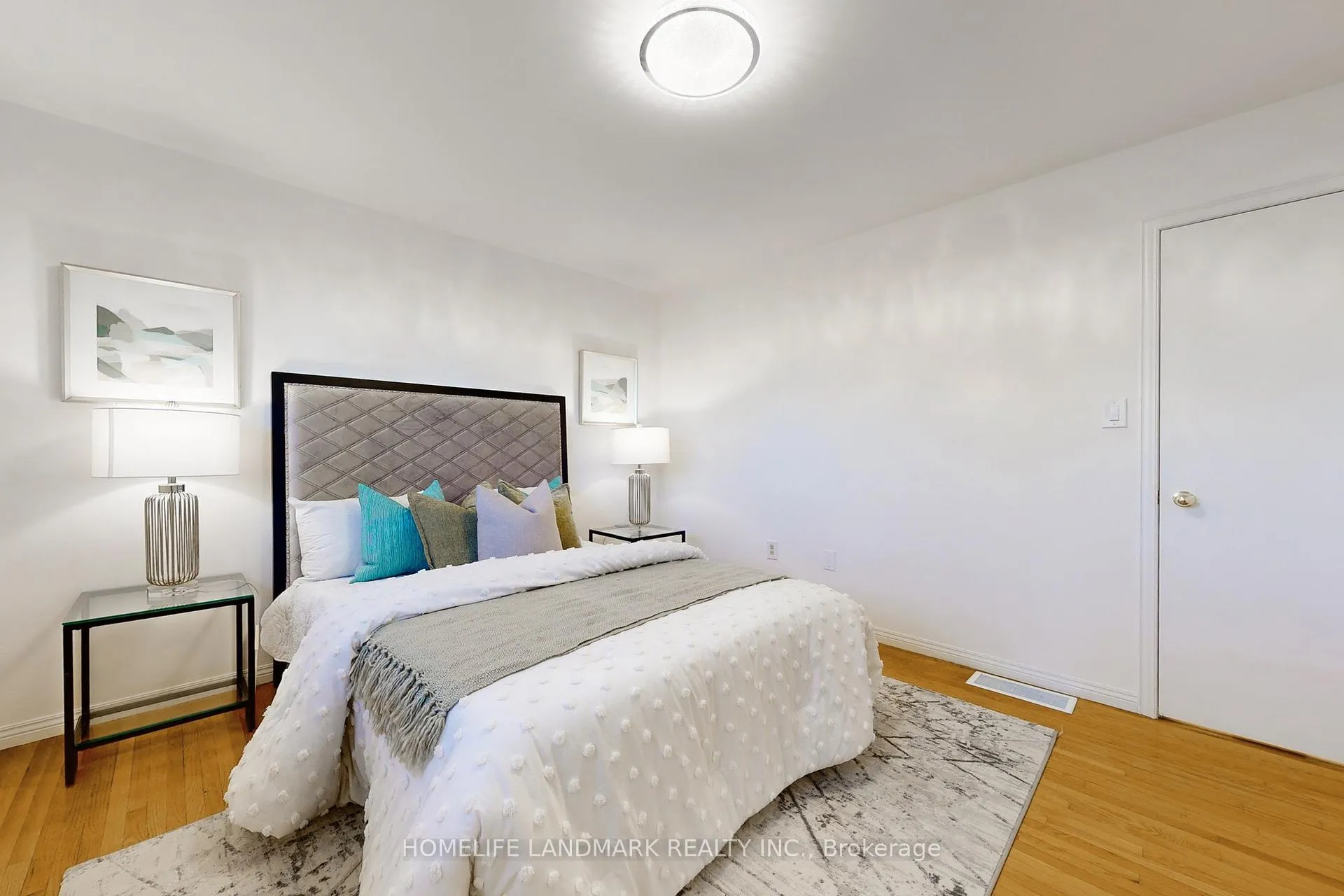 Photo 21 of 552 Queen Victoria Drive, Hamilton, Quinndale — HOMEH