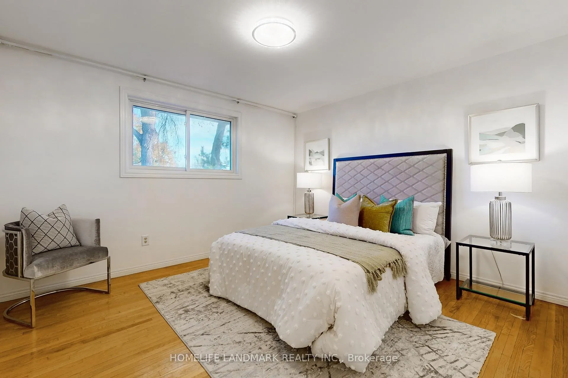 Photo 22 of 552 Queen Victoria Drive, Hamilton, Quinndale — HOMEH