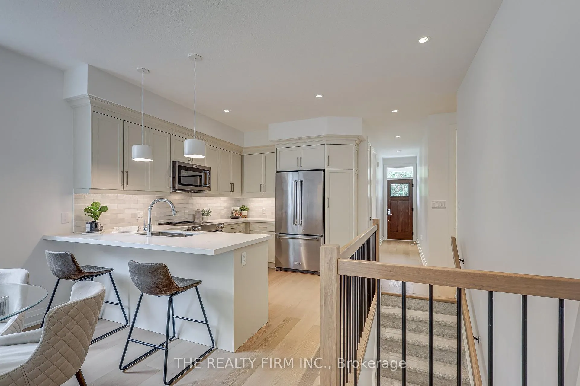 Photo 2 of Unit 8, 85 Forest Street, Aylmer — HOMEH