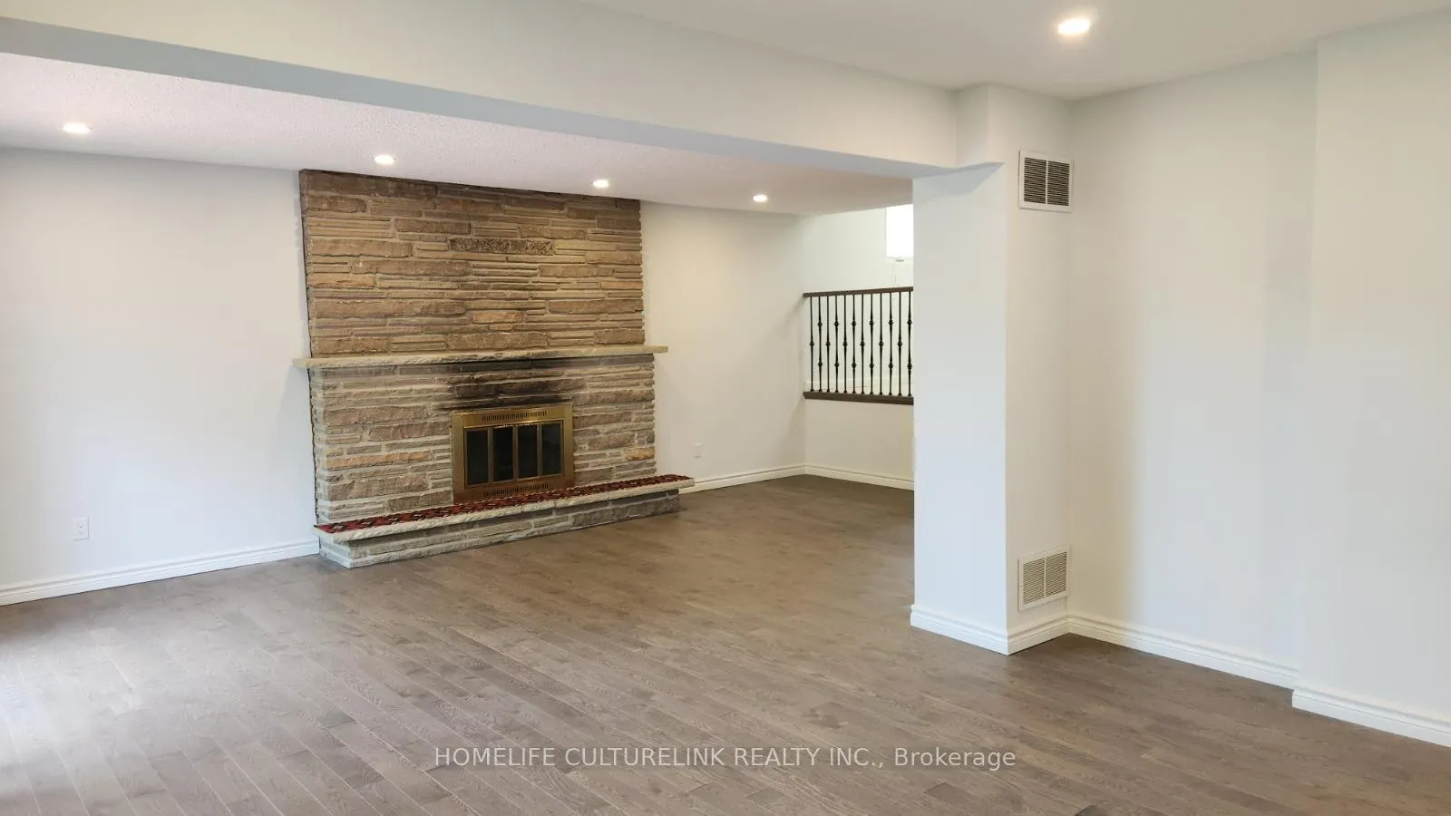 Photo 2 of 79 Yatesbury Road, North York, Bayview Woods-Steeles — HOMEH