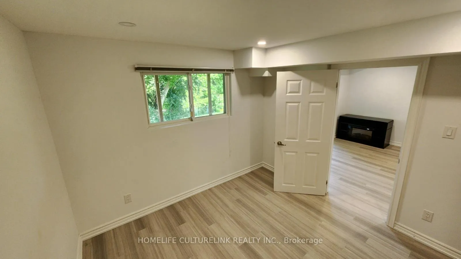 Photo 45 of 79 Yatesbury Road, North York, Bayview Woods-Steeles — HOMEH