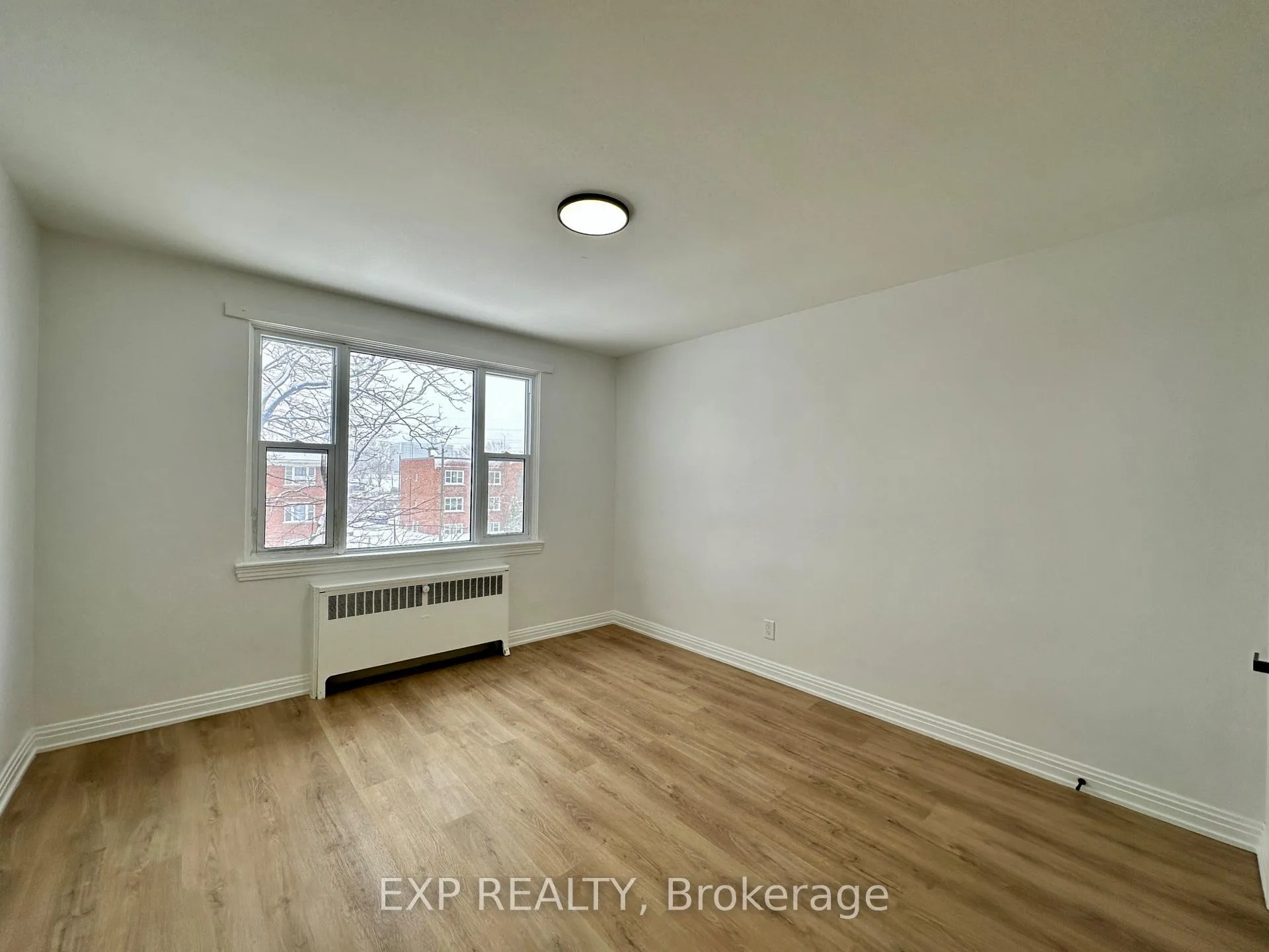 Photo 13 of Unit 5, 839 Kirkwood Avenue, Ottawa, Carlington — HOMEH
