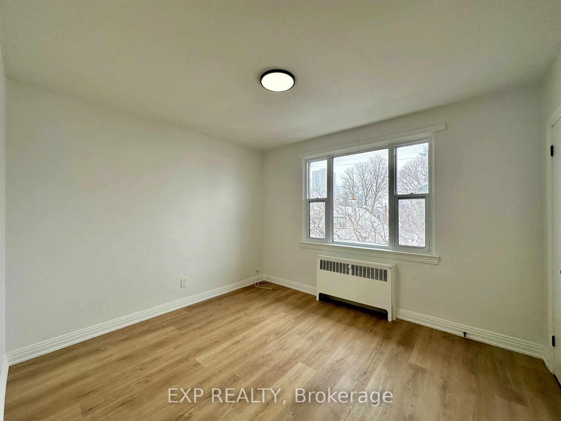 Photo 14 of Unit 5, 839 Kirkwood Avenue, Ottawa, Carlington — HOMEH