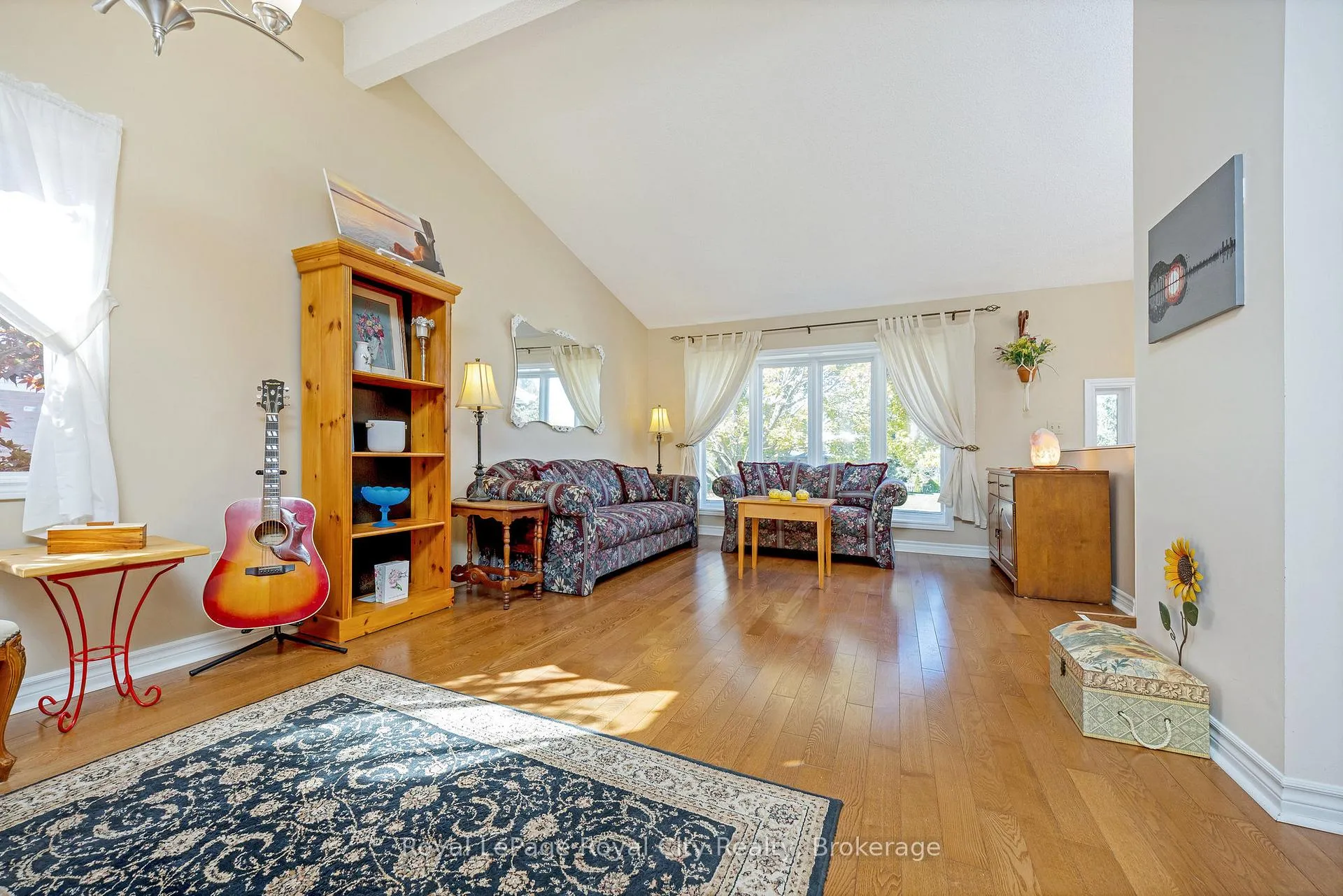 Photo 15 of 119 Lou's Boulevard, Guelph/Eramosa, Rockwood — HOMEH