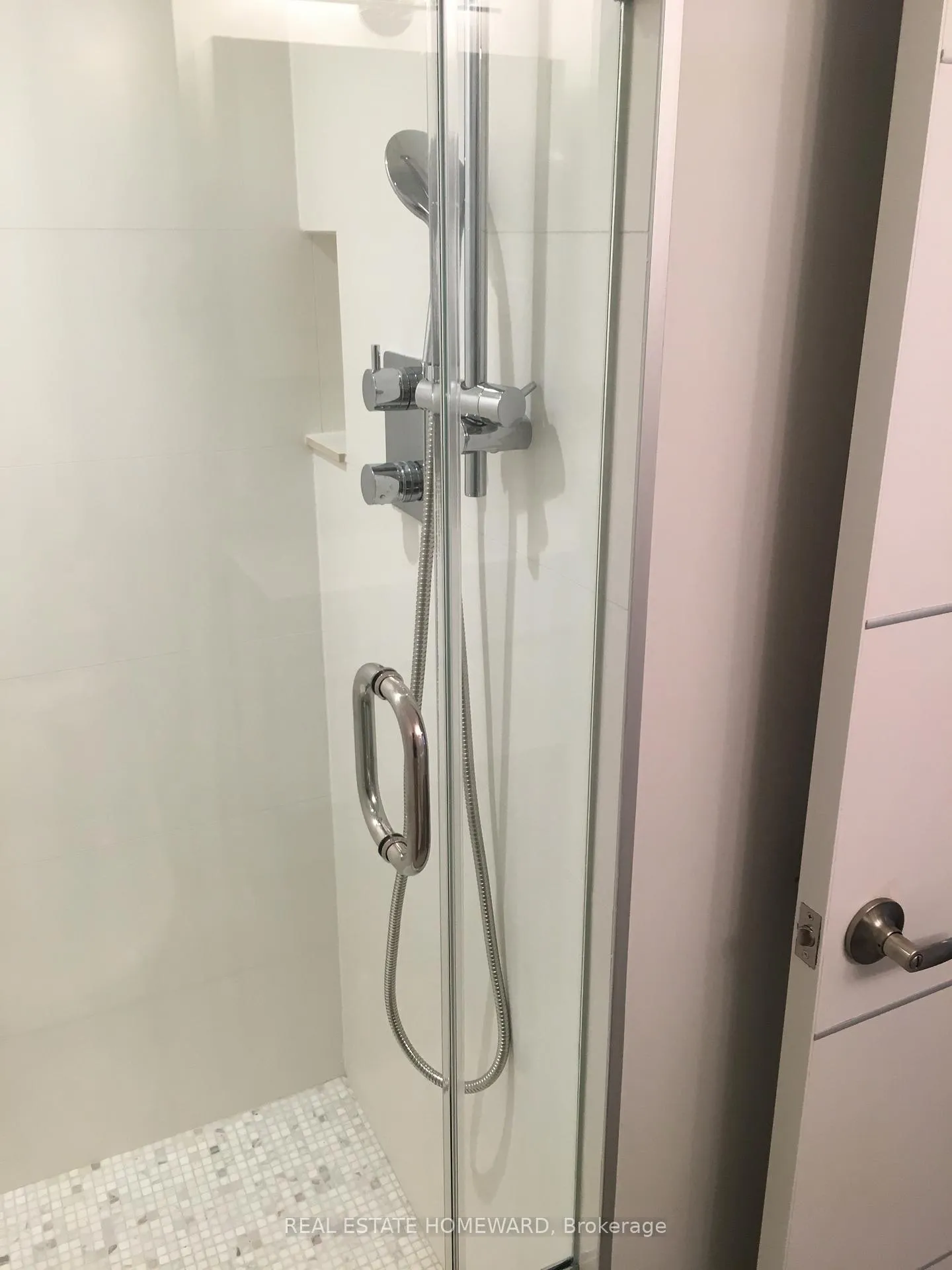Photo 15 of Unit 814, 300 Balliol Street, Toronto, Mount Pleasant West — HOMEH