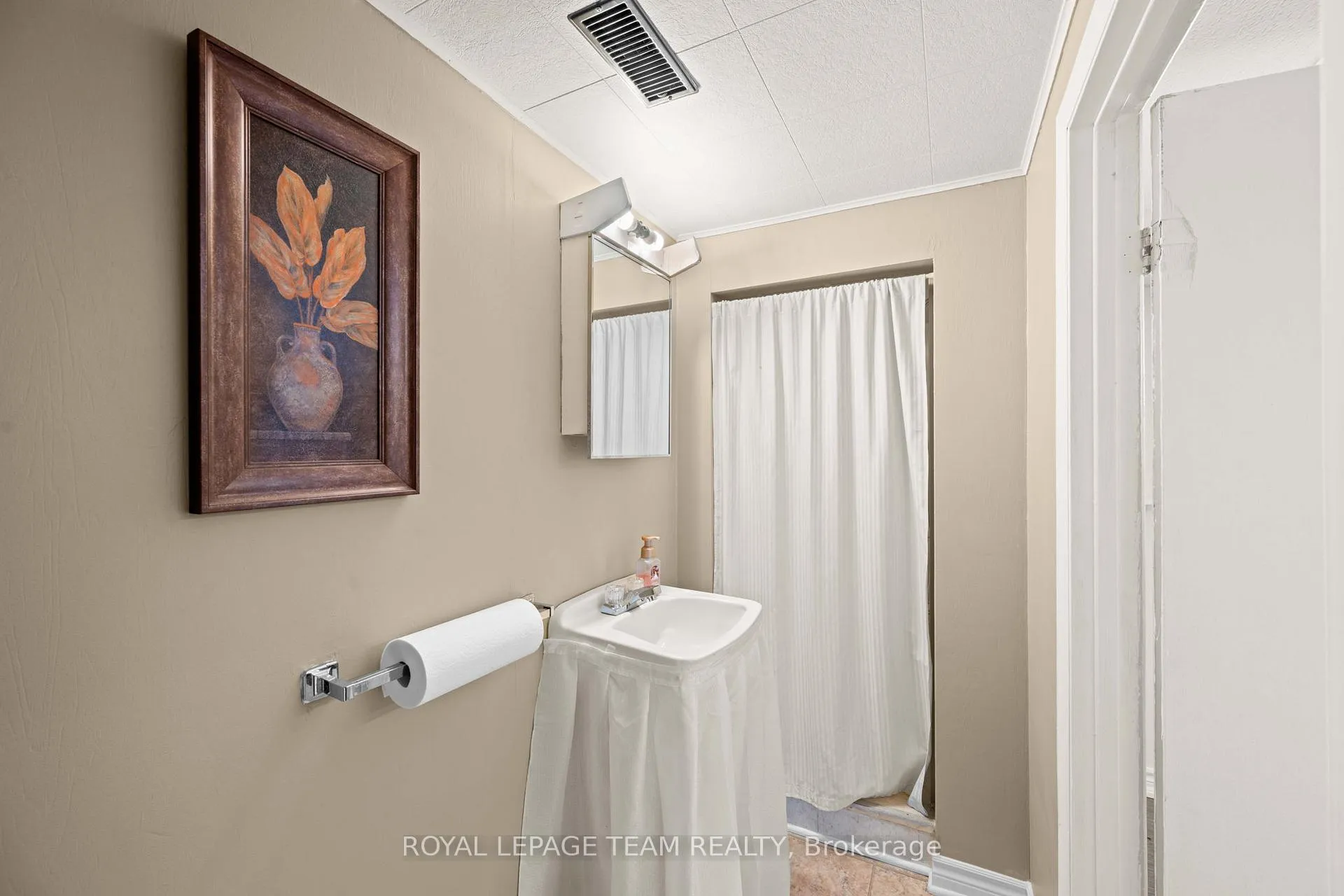 Photo 27 of 228 Laframboise Avenue, Cornwall, Cornwall — HOMEH