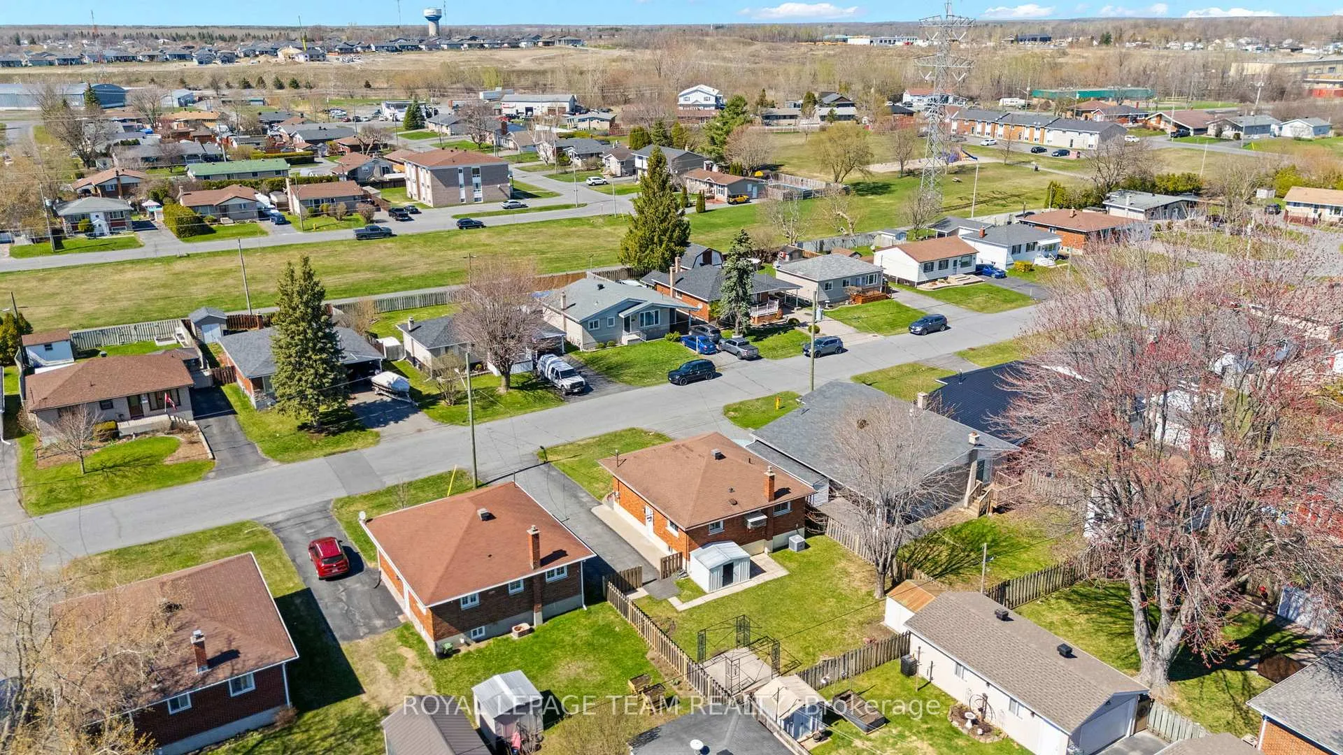 Photo 38 of 228 Laframboise Avenue, Cornwall, Cornwall — HOMEH