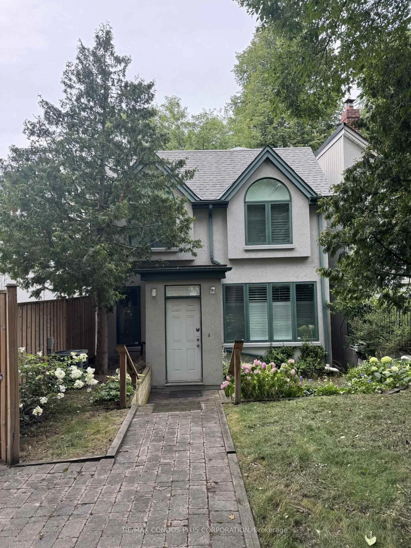 Front of 103 Pears Avenue