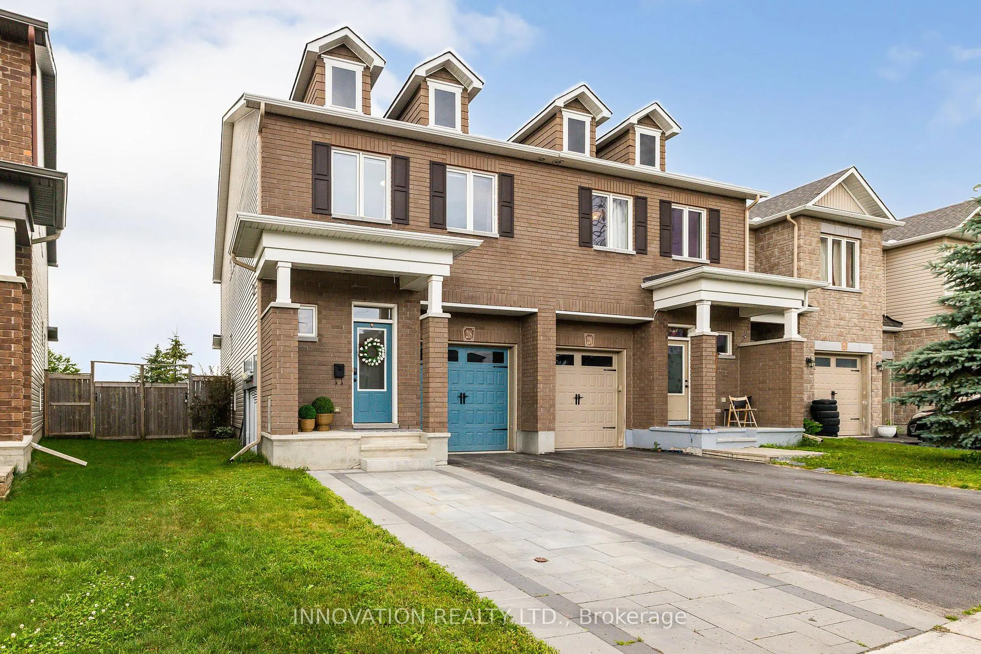 Photo 2 of 218 Akerson Road, Ottawa, Kanata - Emerald Meadows/Trailwest — HOMEH