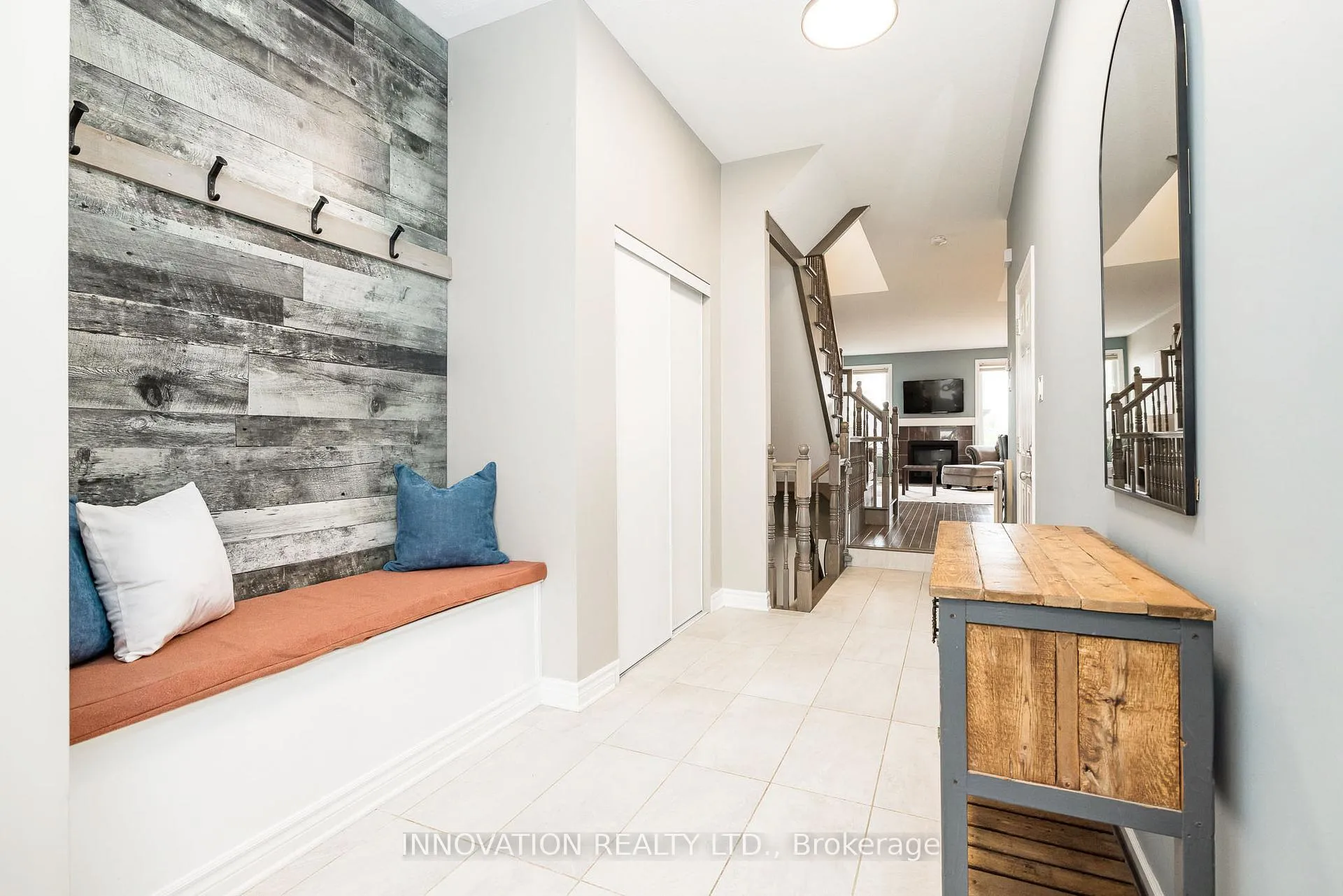 Photo 5 of 218 Akerson Road, Ottawa, Kanata - Emerald Meadows/Trailwest — HOMEH